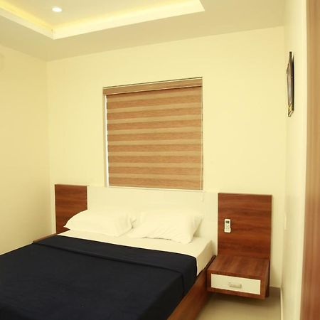 Dreams Residency Manjeri ภายนอก รูปภาพ
