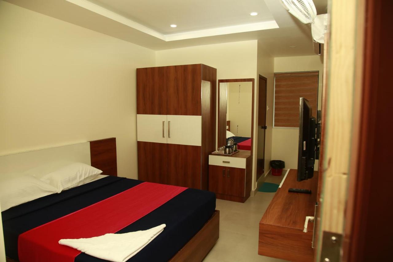 Dreams Residency Manjeri ภายนอก รูปภาพ